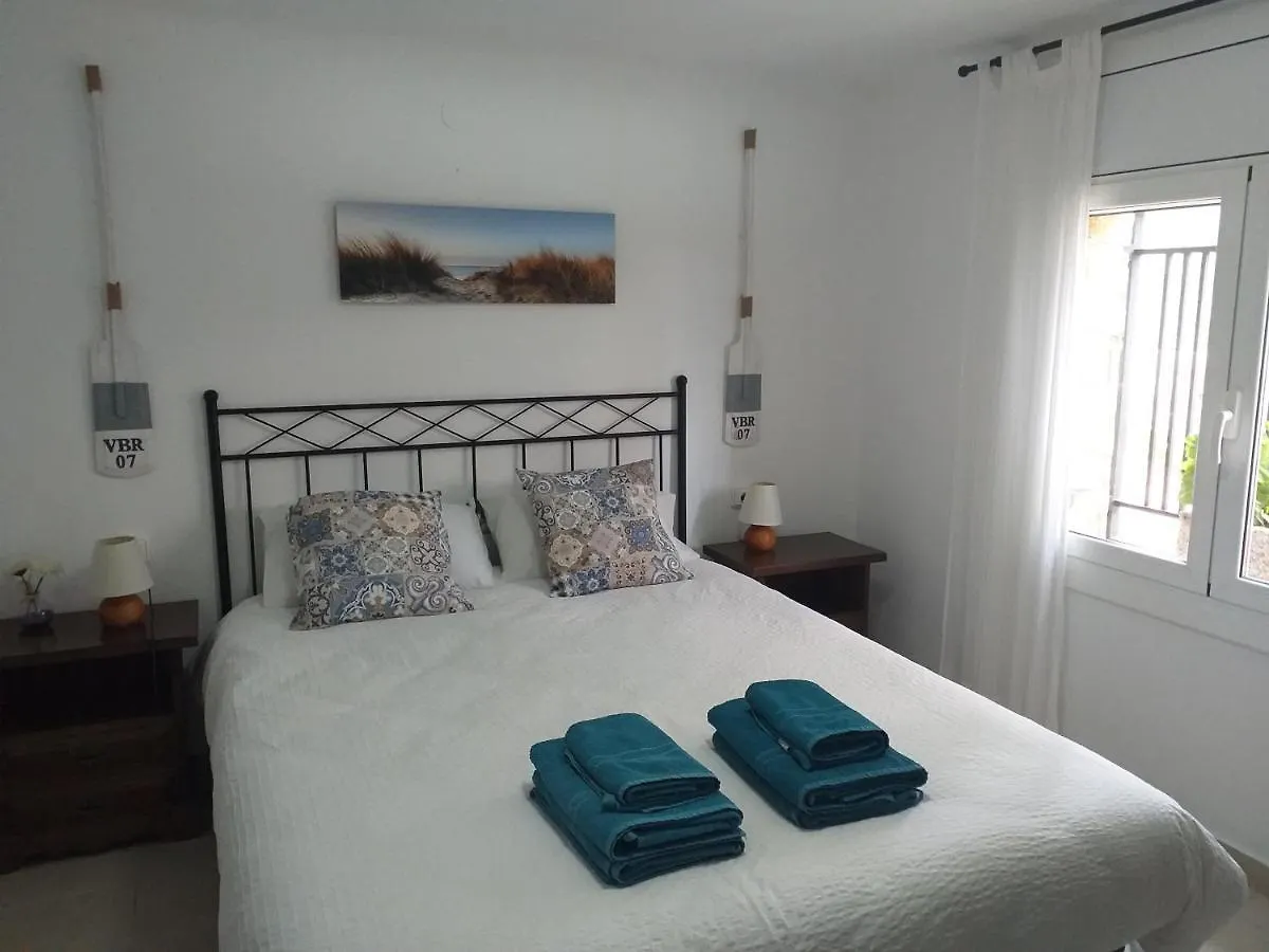 Sunny Holiday Home Крешель 0*,