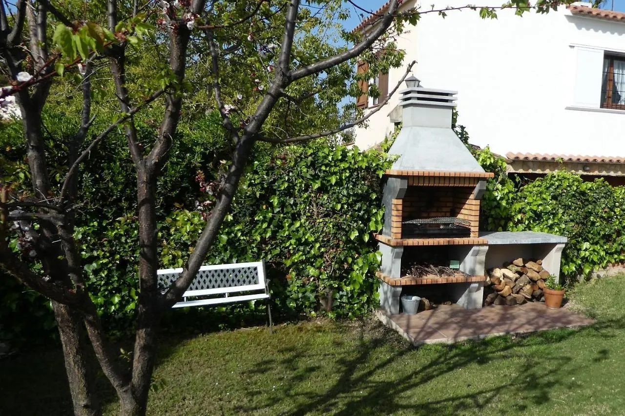 Sunny Holiday Home Крешель