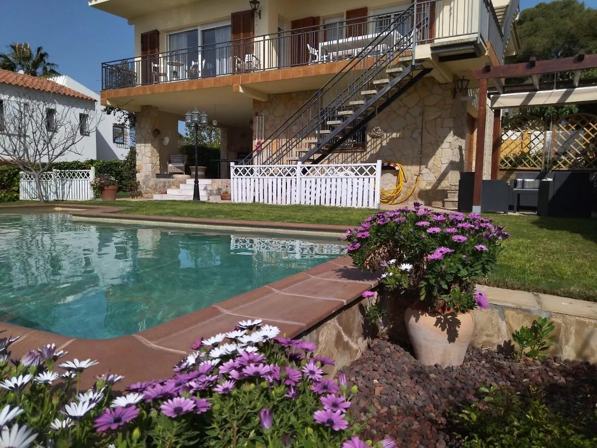 Sunny Holiday Home Creixell Espagne